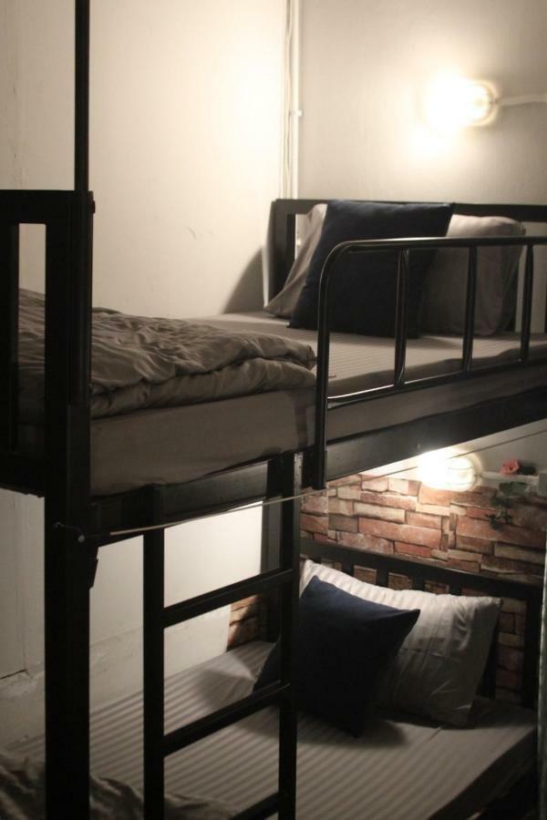 Smart Hostel Chiang Mai Bagian luar foto