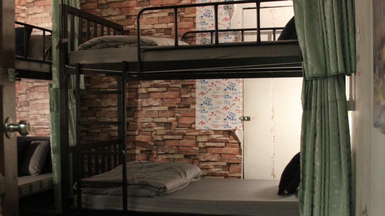 Smart Hostel Chiang Mai Bagian luar foto